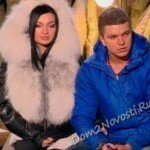 Феофилактова и Гусев занялись продажей одежды Феофилактова и Гусев занялись продажей одежды